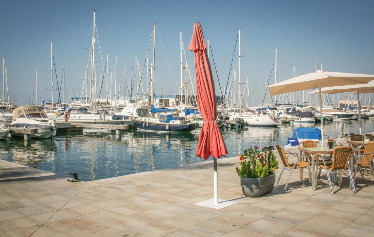 Beautiful Home In Santa Pola With Kitchen Exterior foto